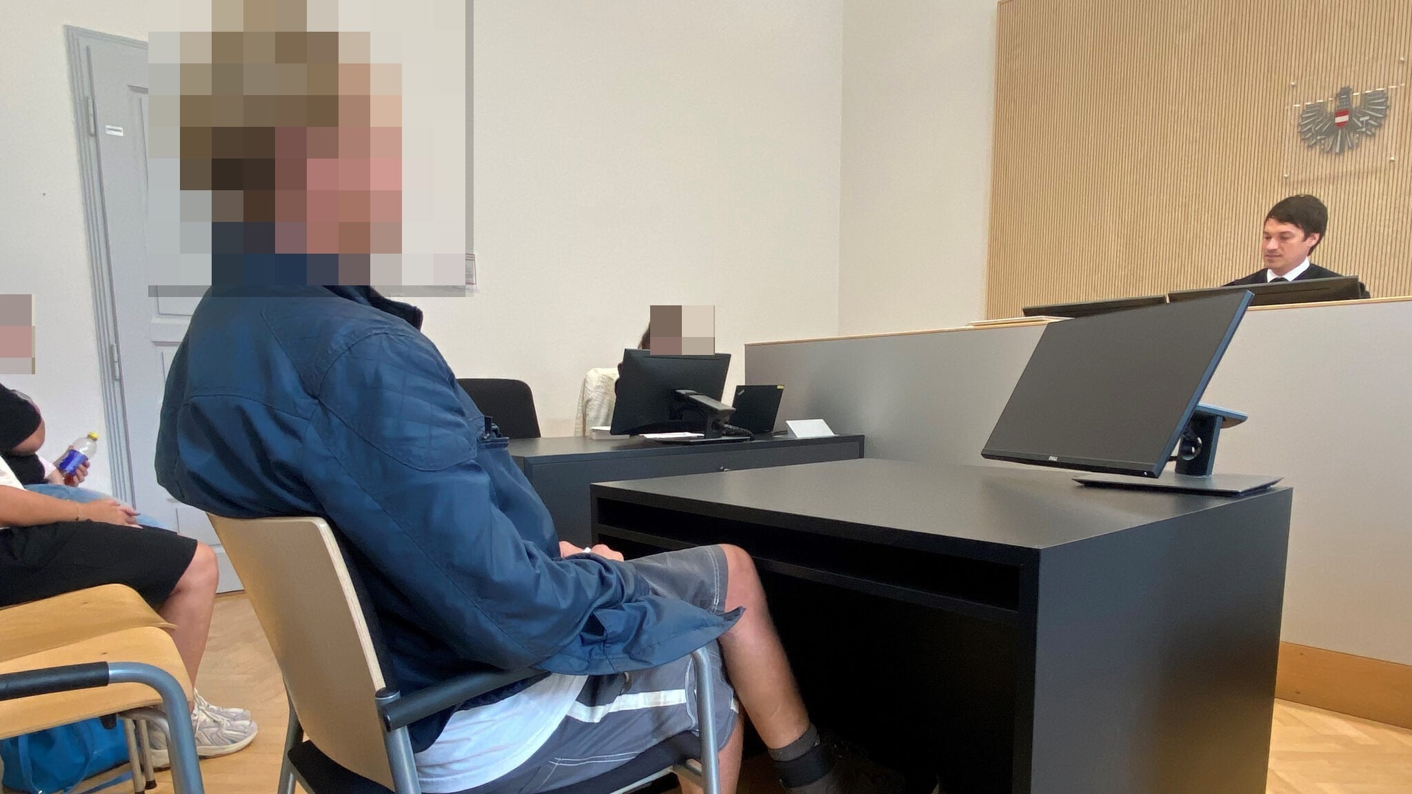 Alkohol und Ausraster - Betrunkener Auftritt vor Gericht endet mit Strafe