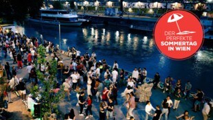 Die Tänze Bachata und Salsa geben Hunderte Menschen immer montags und freitags am Donaukanal zum ...