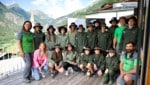 Auftaktveranstaltung der Kärntnermilch-Junior-Ranger im Haus der Steinböcke: Die 15 Mädchen und ...