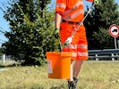 Die Asfinag Mitarbeiter im Einsatz entlang den Autobahnen.