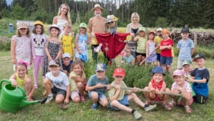 Die Sprösslinge des Kindergartens St. Michael sind auch eifrige „Weltacker“-Gärtner.