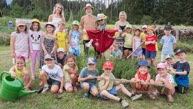 Die Sprösslinge des Kindergartens St. Michael sind auch eifrige „Weltacker“-Gärtner.