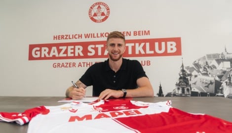 Liam Hermesh unterschrieb beim GAK bis 2029.