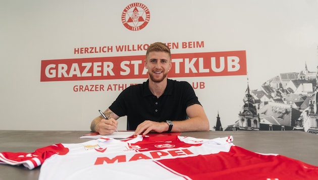 Liam Hermesh unterschrieb beim GAK bis 2029.