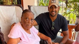 Adonis Gonzalez mit Großmutter Dulcemaria (85).