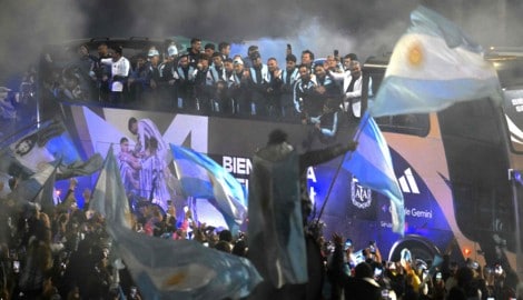 Die Argentinien-Kicker wurden in ihrer Heimat empfangen – Superstar Lionel Messi fehlte ...