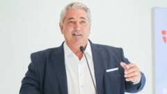 Der Donaustädter Bezirksvorsteher Ernst Nevrivy (SPÖ)