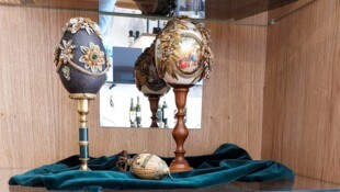 Aufwendig verzierte Schmuckeier waren unter den zahlreichen Kunstwerken, die die Stadt Wolfsberg ...