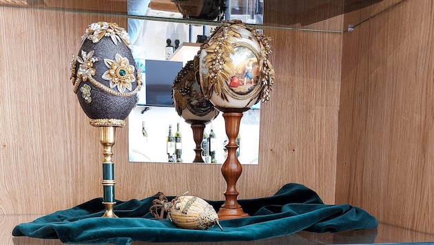 Aufwendig verzierte Schmuckeier waren unter den zahlreichen Kunstwerken, die die Stadt Wolfsberg ...