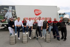 Vor dem Essen ist nach der Lieferung: Das Team des Gastronomie-Großhändlers Transgourmet ...