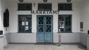 Das Marktamt am Wiener Naschmarkt wird derzeit von einem handfesten Skandal erschüttert.