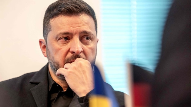 Der ukrainische Präsident Wolodymyr Selenskyj wirft den westlichen Verbündeten vor, vor den ...