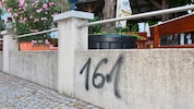 Die Schmierereien zogen sich durch ganz Lohnsburg.