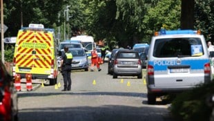 Einsatzkräfte am 29. Juni in der deutschen Stadt Stade