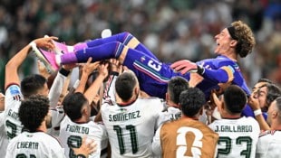 Guillermo Ochoa hört auf.