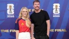 „MrBeast“ und seine Thea hatten sich zuletzt beim Finale der Fußball-WM öffentlich gezeigt.