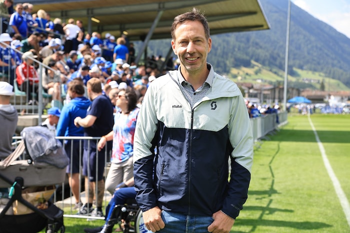 TVB-Obmann Adrian Siller freut sich über den Fan-Ansturm.