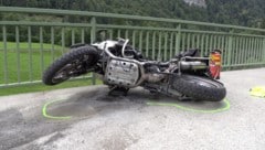 Das Unfallmotorrad.