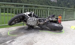 Das Unfallmotorrad.
