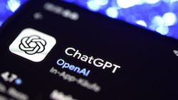 Die neue Version ist laut OpenAI darauf ausgelegt, Jugendliche außerhalb der Schule zu ...