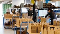 Einblick in das Logistik-Zentrum von Niceshops bei Feldbach. 