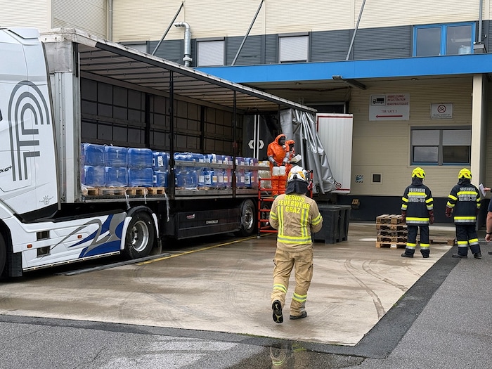 Im Einsatz waren die Feuerwehren Lannach, Blumegg-Teipl, Ettendorf, Lieboch, Lebring-St. ...