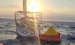 Die Rettungsinsel erfüllte genau ihren Zweck – und rettete der Crew vor Kroatien wohl das Leben.
