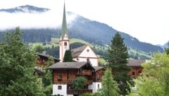 Alpbacher Dorfansicht mit Kirche