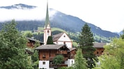 Alpbacher Dorfansicht mit Kirche