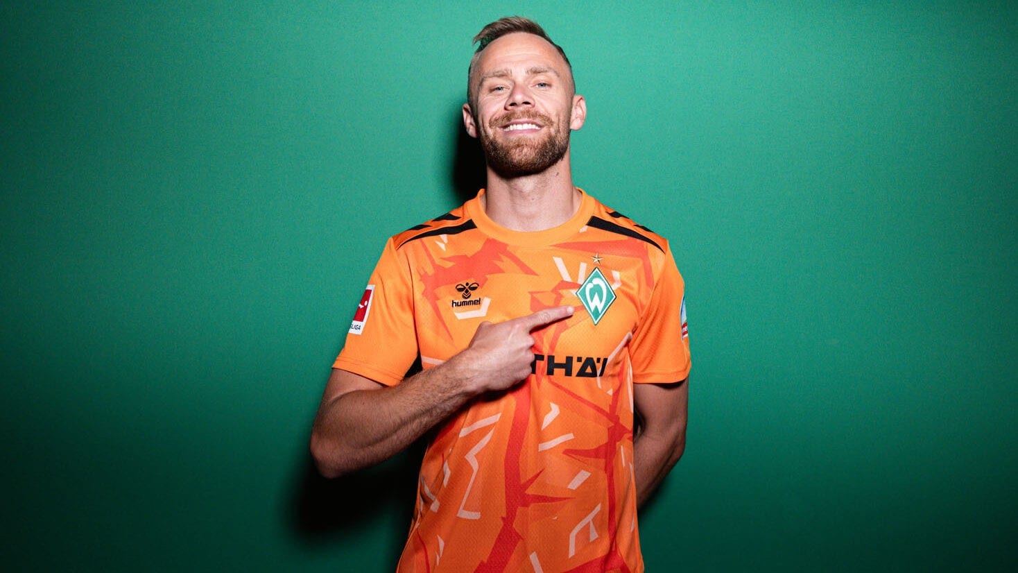 Alex Schlager valószínűleg továbbra is várni a debütálásra