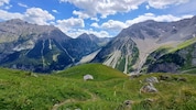 Blick über die Obere Sonnenlagant-Alpe.