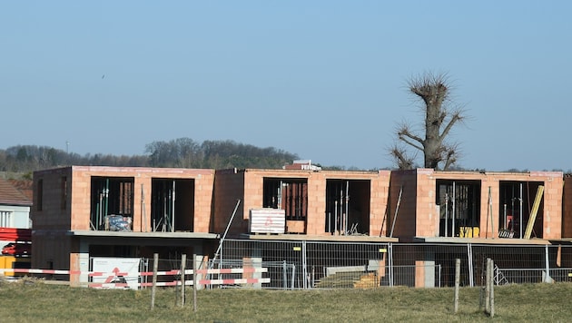 Nachlass: Wer das Wohnbauförderungsdarlehen vorzeitig zurückzahlt, erspart sich Geld.