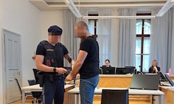 Der Angeklagte will keinen Anschlag geplant haben.
