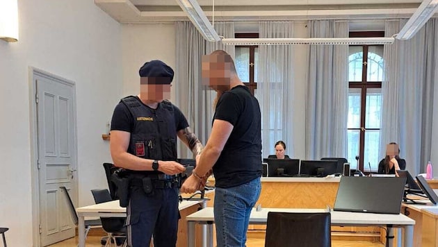Der Angeklagte will keinen Anschlag geplant haben.