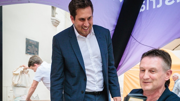 Minister für Digitalisierung Alexander Pröll (l.) tourt gerade durch Österreich.