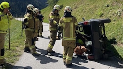 Der 82-Jährige wurde unter seinem eigenen Wagen eingeklemmt.