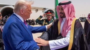 US-Präsident Donald Trump will den Energiehunger der Saudis (im Bild Kronprinz Mohammed bin ...