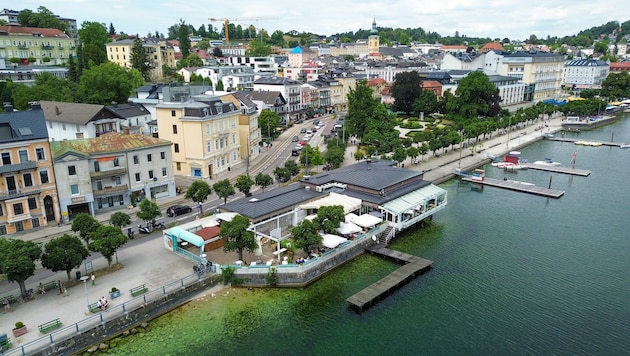 Seit 1972 prägt die Konditorei Baumgartner das Bild der Gmundner Esplanade. Wie es nach dem ...