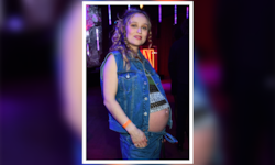 Caro Cult zeigte bei einer Netflix-Premiere stolz ihren Babybauch. Dass sie damit nicht würde ...