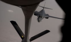 Der Einsatz des Mega-Bomber B1B Lancet ist ein klares Zeichen, dass die USA derzeit kein ...