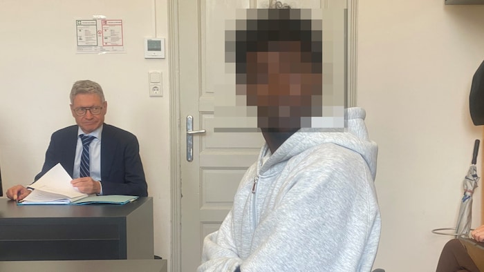 Die beiden angeklagten Somalier wurden vom Vorwurf des räuberischen Diebstahls freigesprochen.