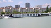 Für die Schifffahrt wird es auf der Wasserstraße immer enger und enger.
