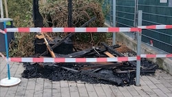 Jetzt wurde jenes im Reinlpark angezündet.