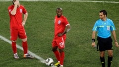 Jermain Defoe (Mitte) stürmte einst für England. 