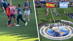Auch Argentiniens Co-Trainer Roberto Ayala brannten nach dem WM-Finale die Sicherungen durch. 