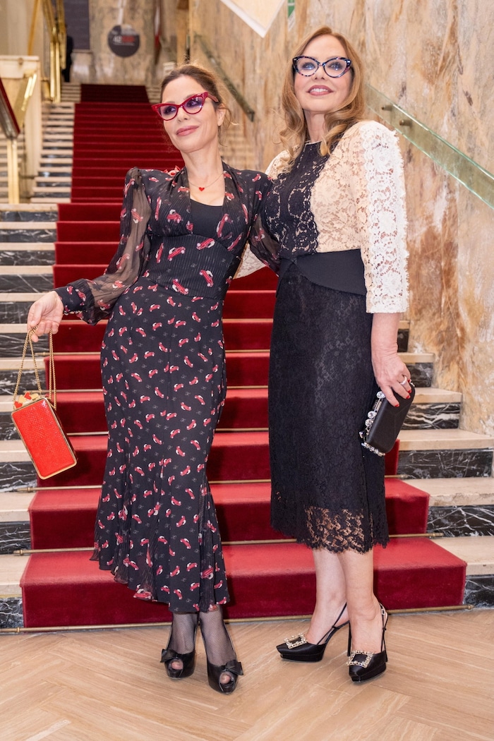 Ornella Muti mit ihrer Tochter Naike Rivelli. Während Muti zu den bekanntesten italienischen ...