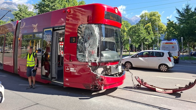 Im Bereich Leipziger Platz kam es am Vormittag zur Kollision mit einem Lkw.