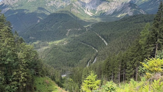 Die Straße über den Fernpass soll mit dem Scheiteltunnel entschärft werden – das bedeutet ...