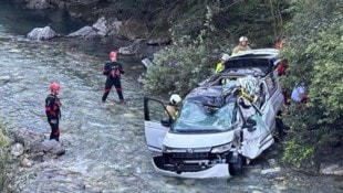 Das Rote Kreuz, die Wasserrettung und die Feuerwehr waren beim Unfall in der Großarler Ache ...