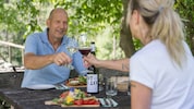 Otto und Dani Knaus führen einen Biobetrieb in Sulztal an der Weinstraße. Immer öfter wird auch ...